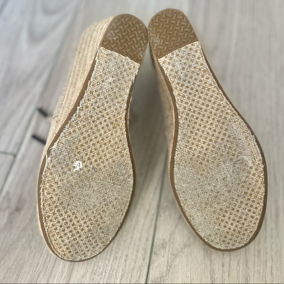 TOMS Tan Wedges with Laces - 6.5 - Picture 11 of 13